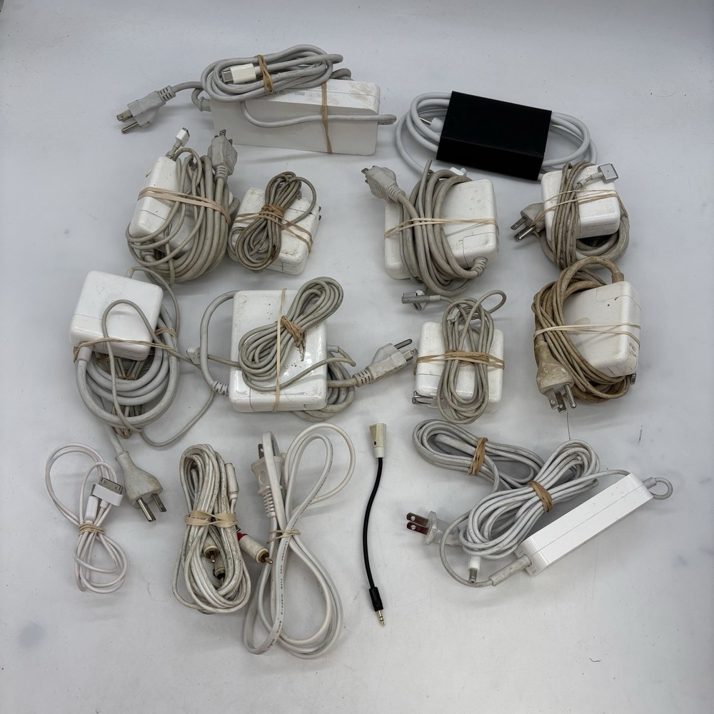 Mixed Assortment of Macbook Chargers LOT OF 15 8 Laptop, 1 Ipad/Phone, 6 Random